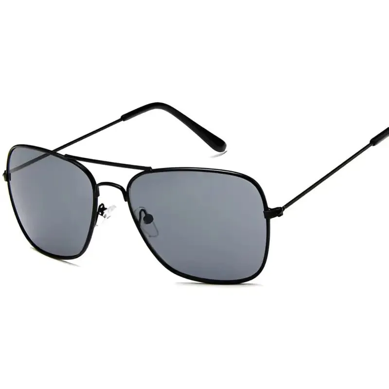 Anti-UV Sunglasses: Square Lens Resin Shades for UV Protection