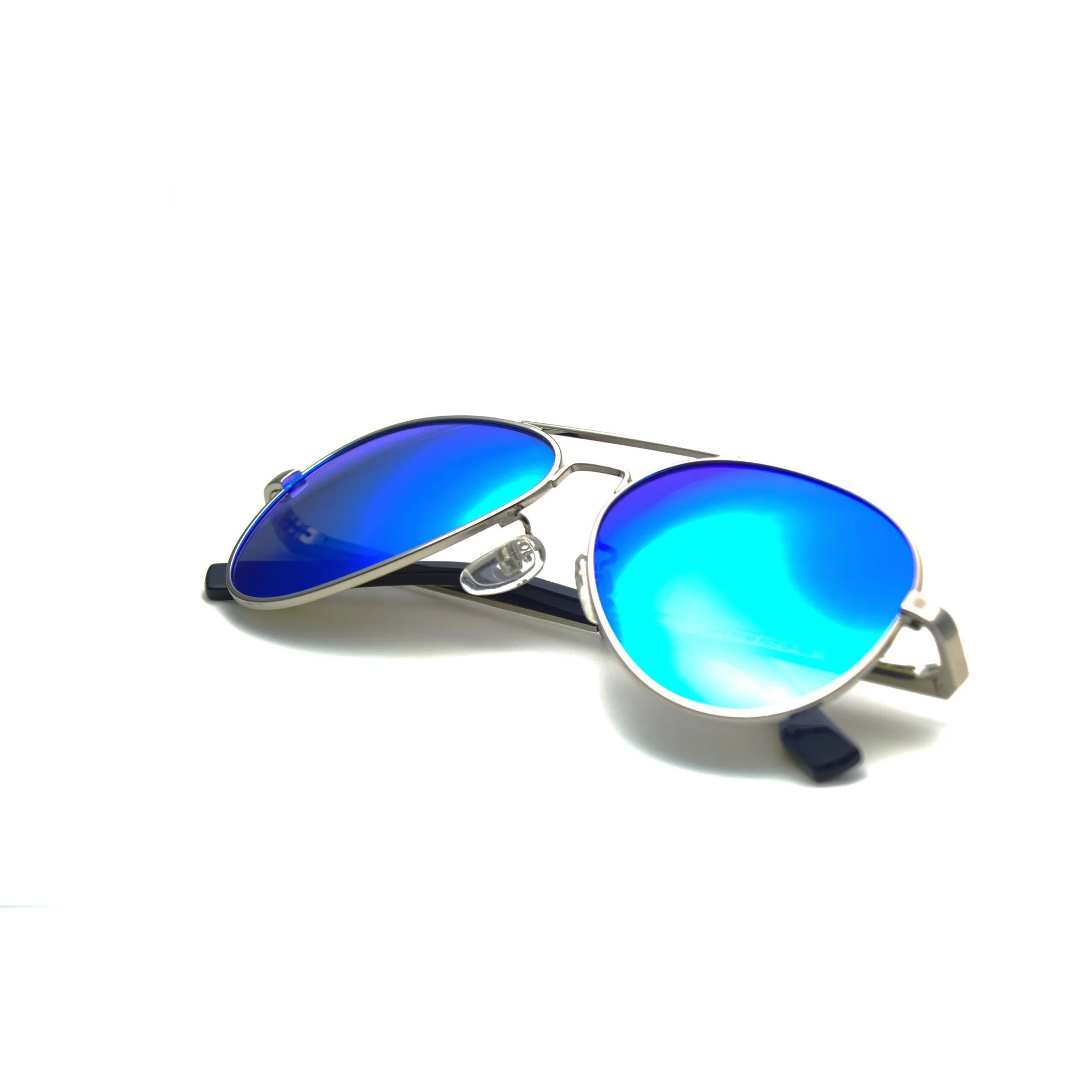 AVRO1038 - Small Polarized Metal Aviator Sunglasses