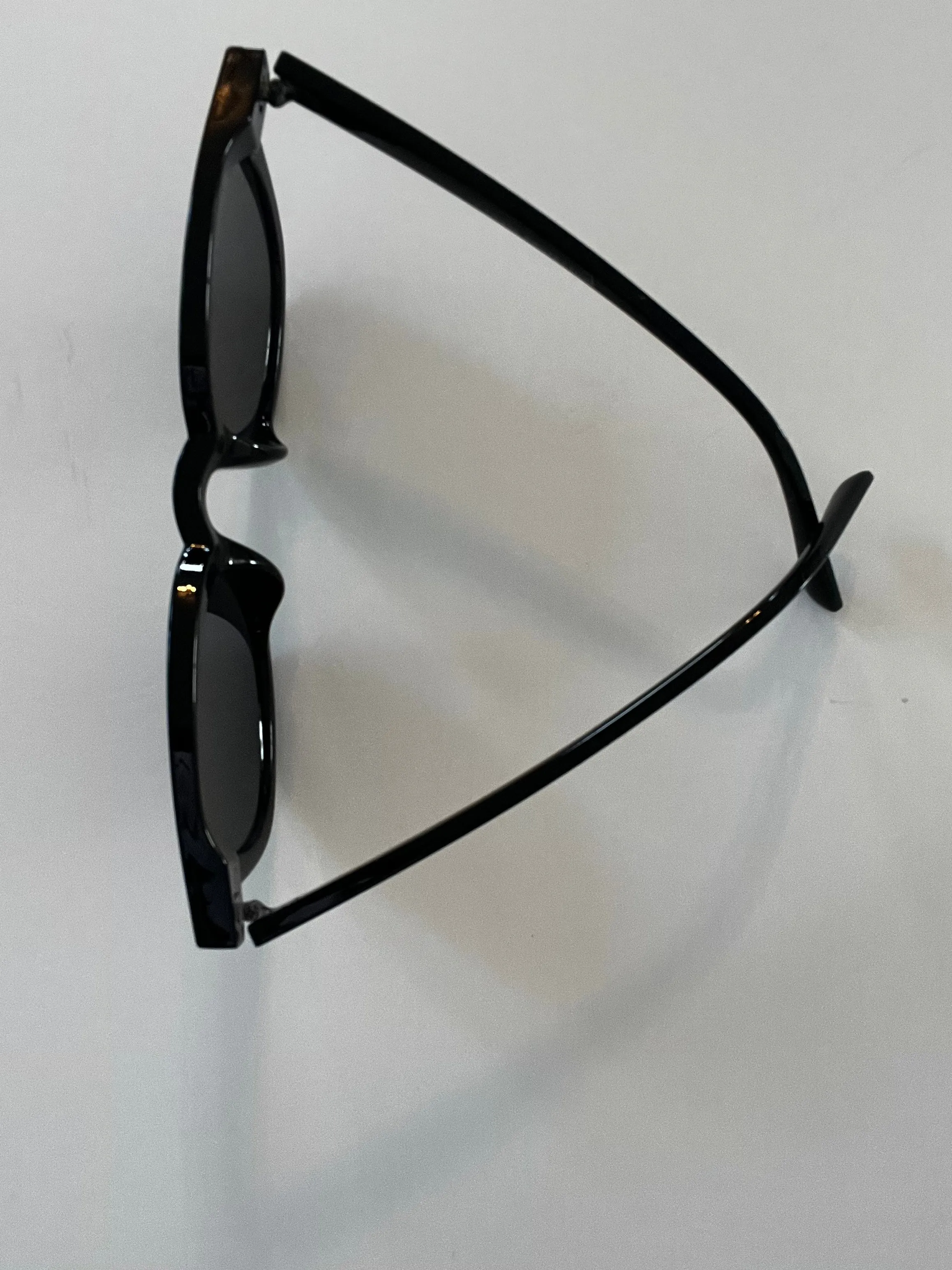 California Sleek Sunglasses (Available in 4 colors)