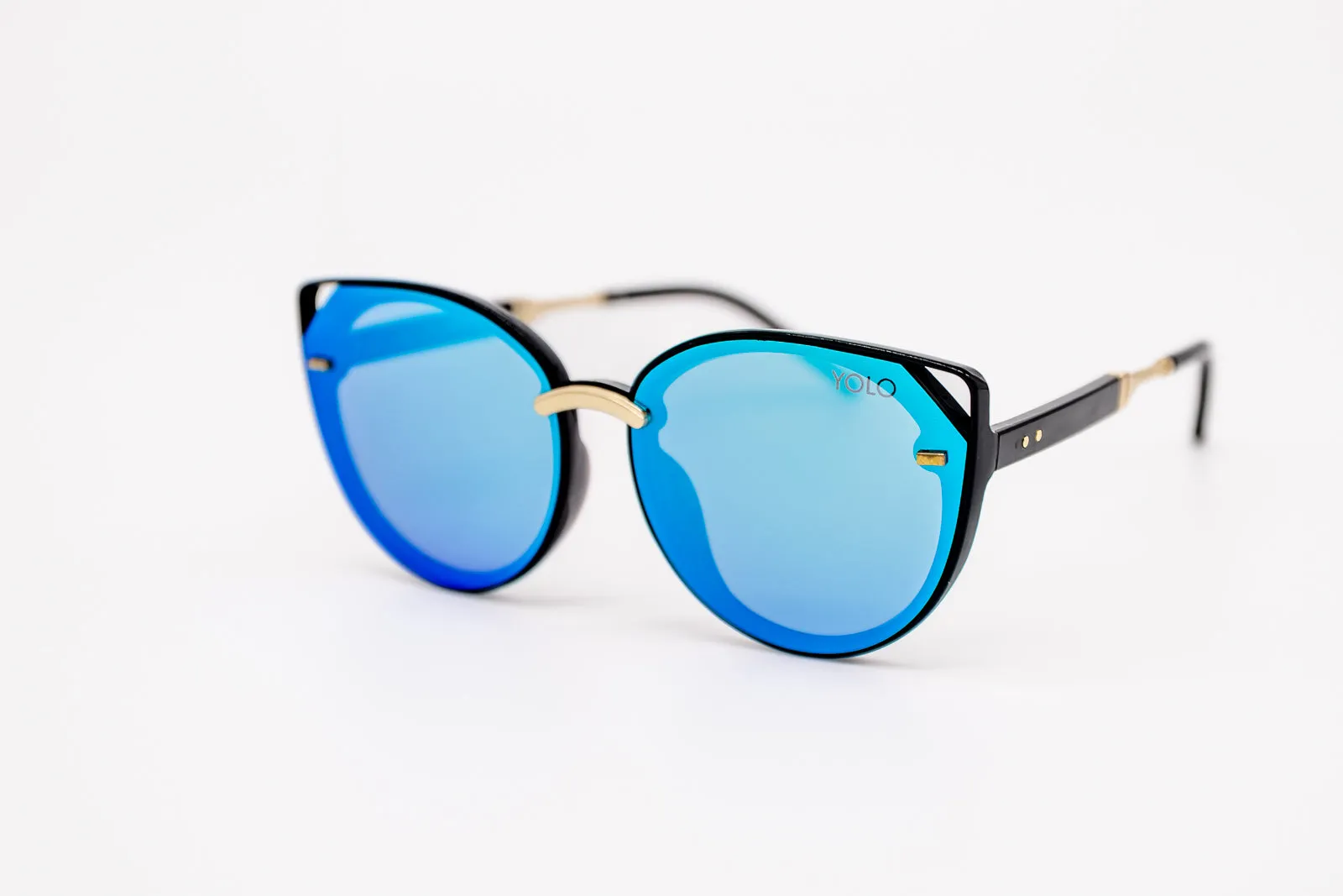 Cat Eye Metal Accents Sunglasses with Angle Corner Flat Lens