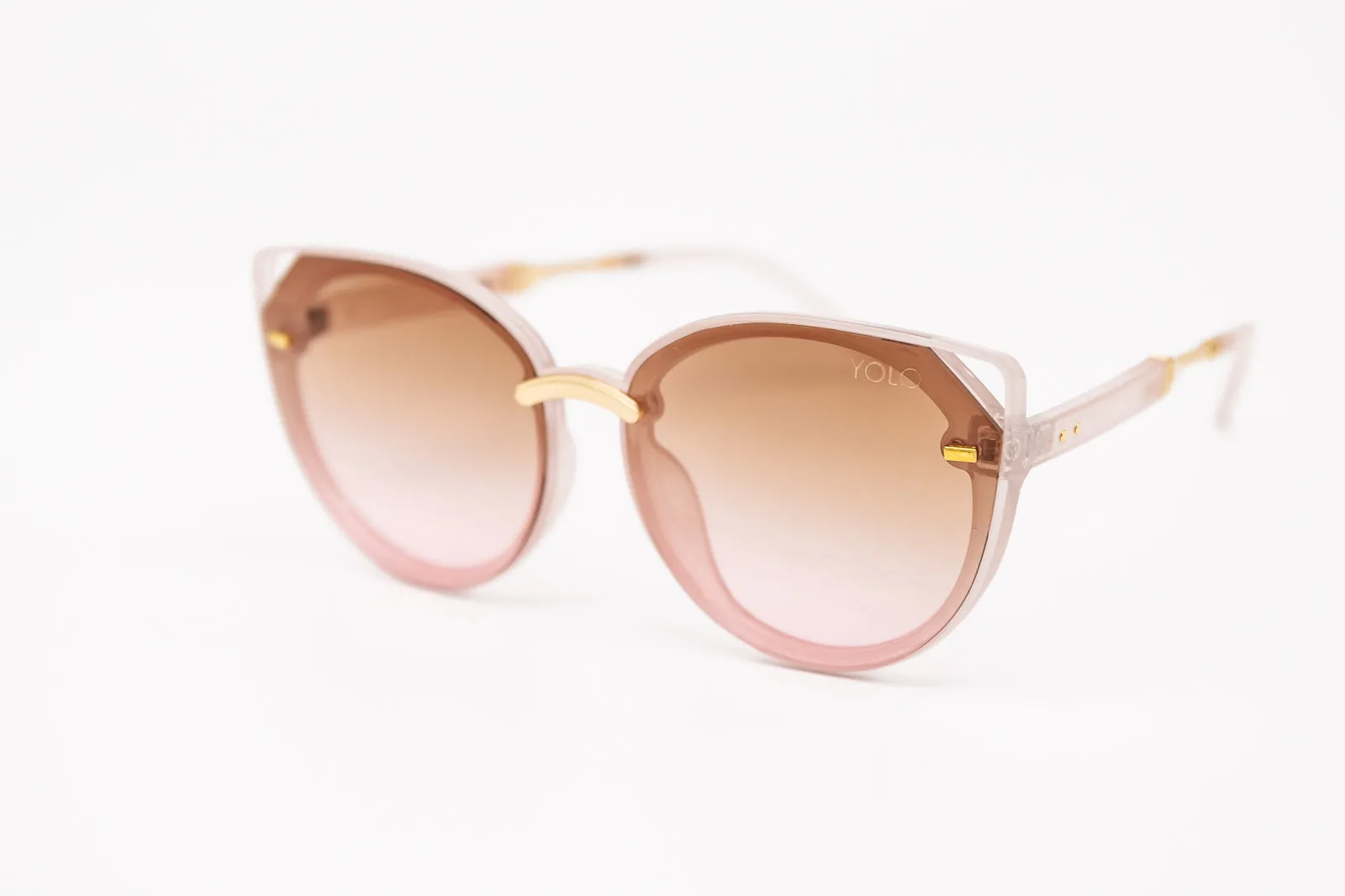 Cat Eye Metal Accents Sunglasses with Angle Corner Flat Lens
