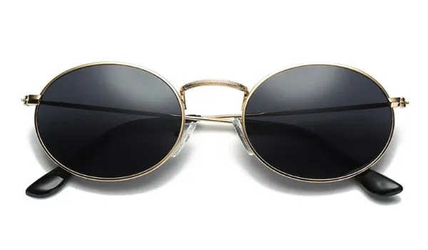 Classy Men Black Oval Sunglasses