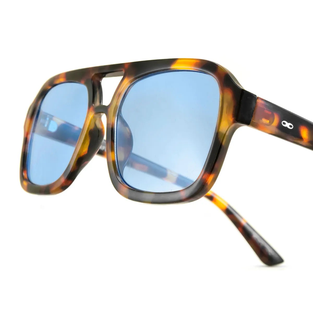 Corsa - Demi Brown - Blue Retro Lens