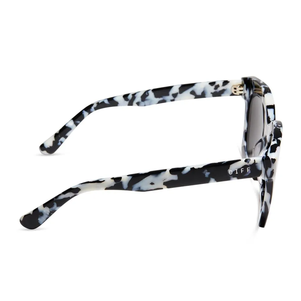 DIFF Charitable Eyewear Carson Square - Non-Polarized Sunglasses