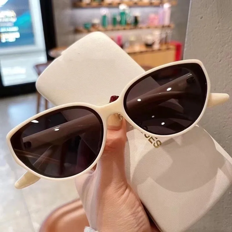 Elegant Simple Style Solid Color Pc Round Frame Full Rim Frame Women's Sunglasses