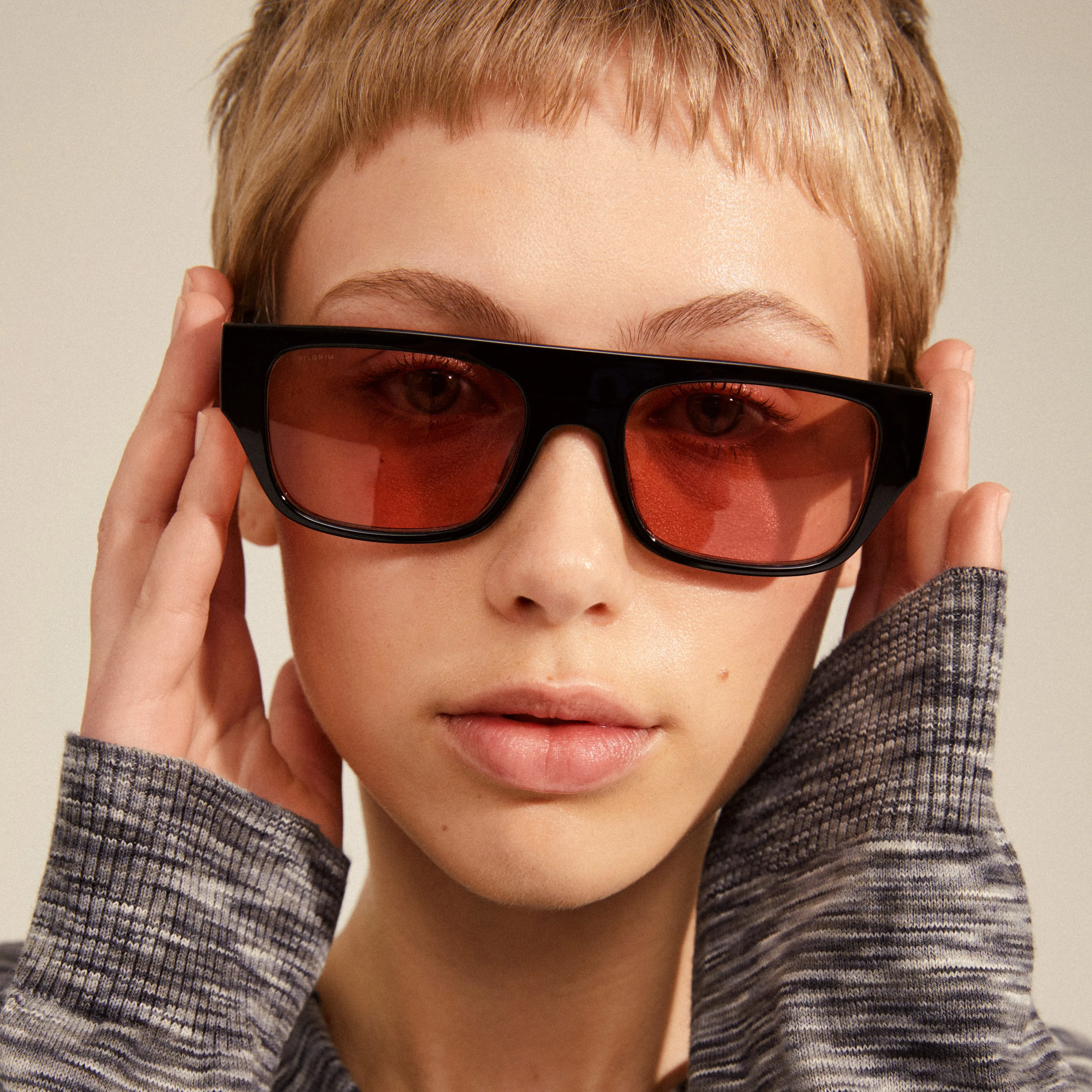 ENIEL sunglasses black/gold