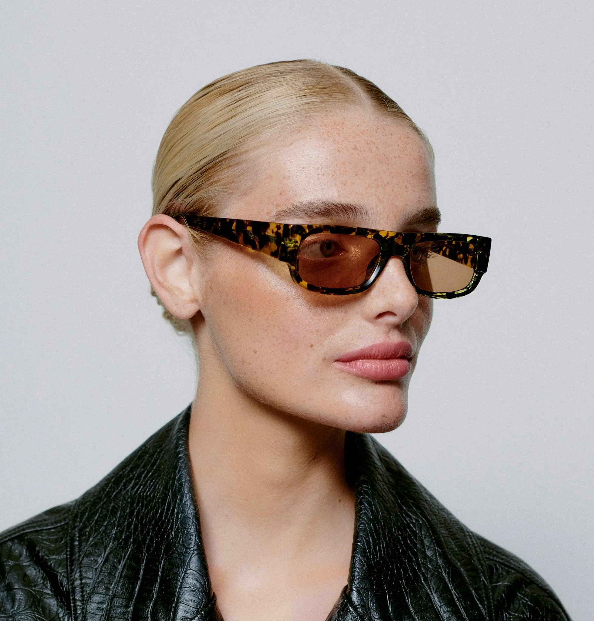 Jean Sunglasses - Black / Yellow Tortoise