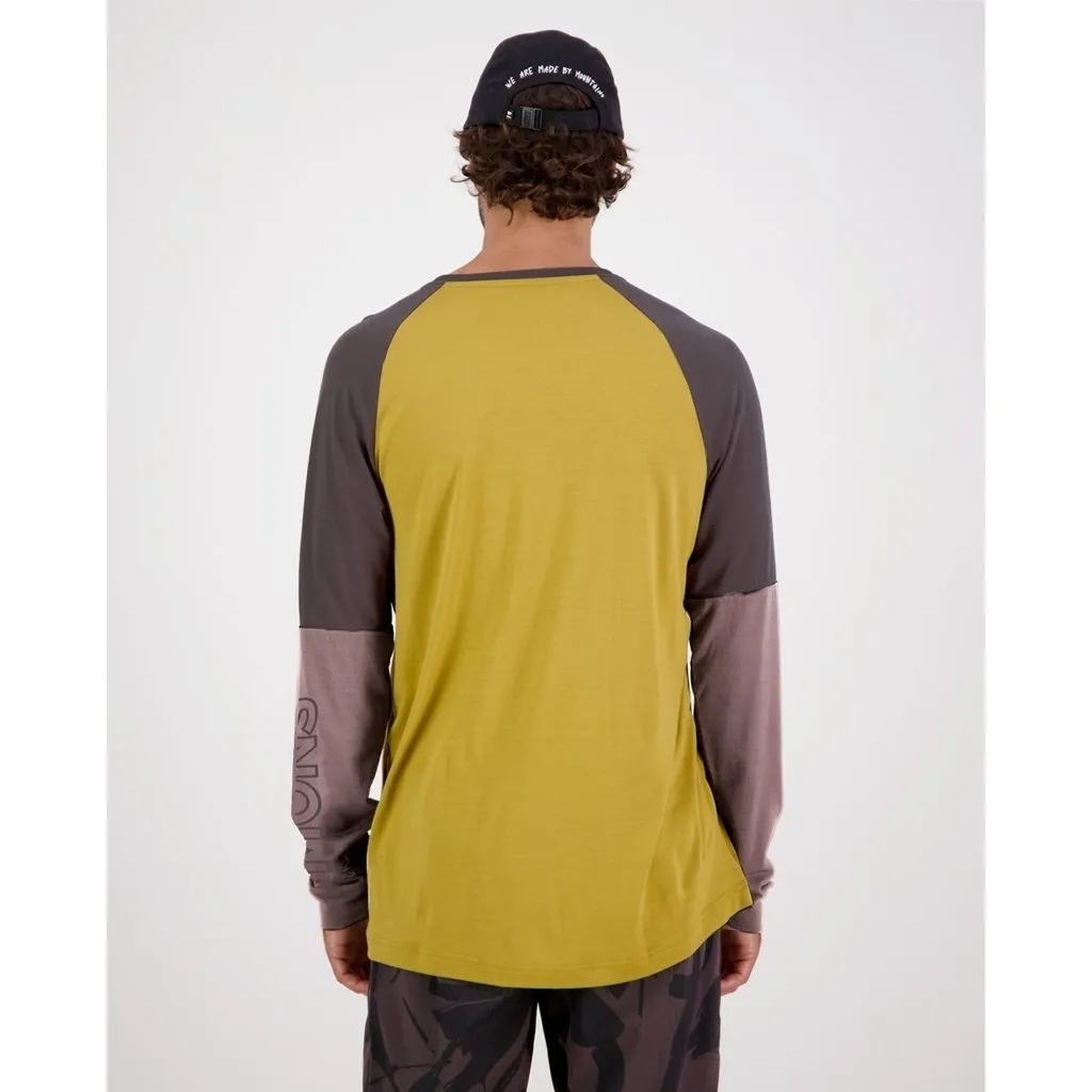 Jersey Mons Royale Mens Tarn Merino Shift Wind LS - Cumin Dust