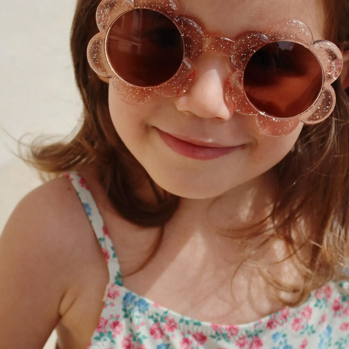 Junior Flower Sunglasses in Glitter Rose by Konges Sløjd