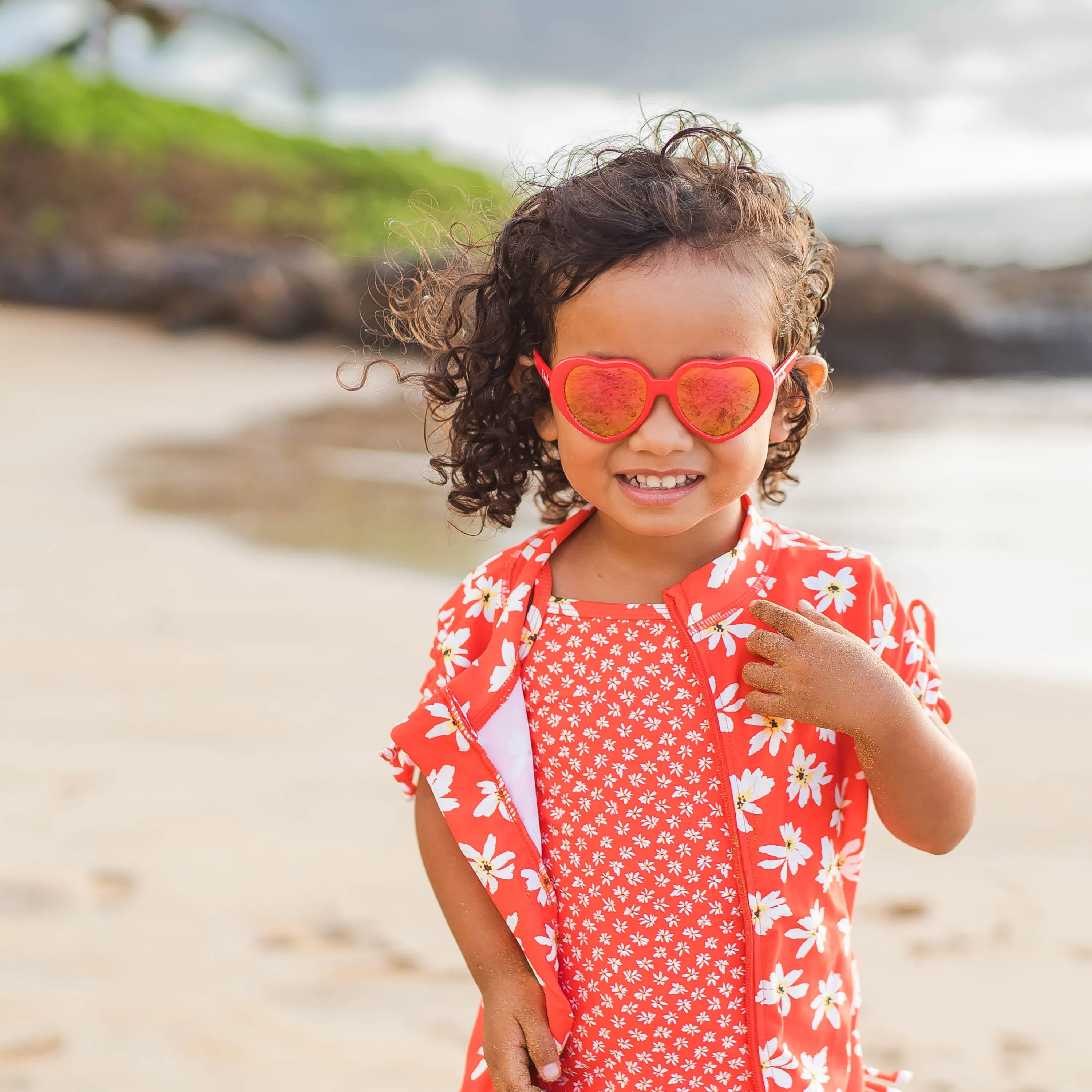 Kids Heart Sunglasses - Red