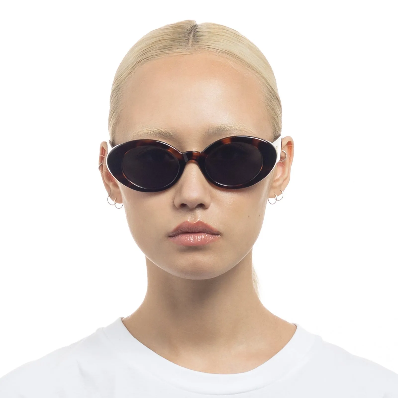 Le Specs Nouveau Vie Sunglasses in Dark Tort