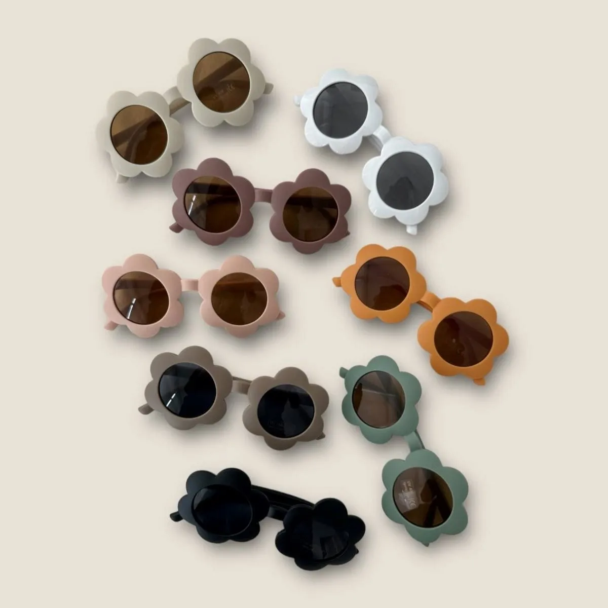 LoveLina | KIDS Rounded Flowers Sunglasses UV 400 - SONUS: Assorted