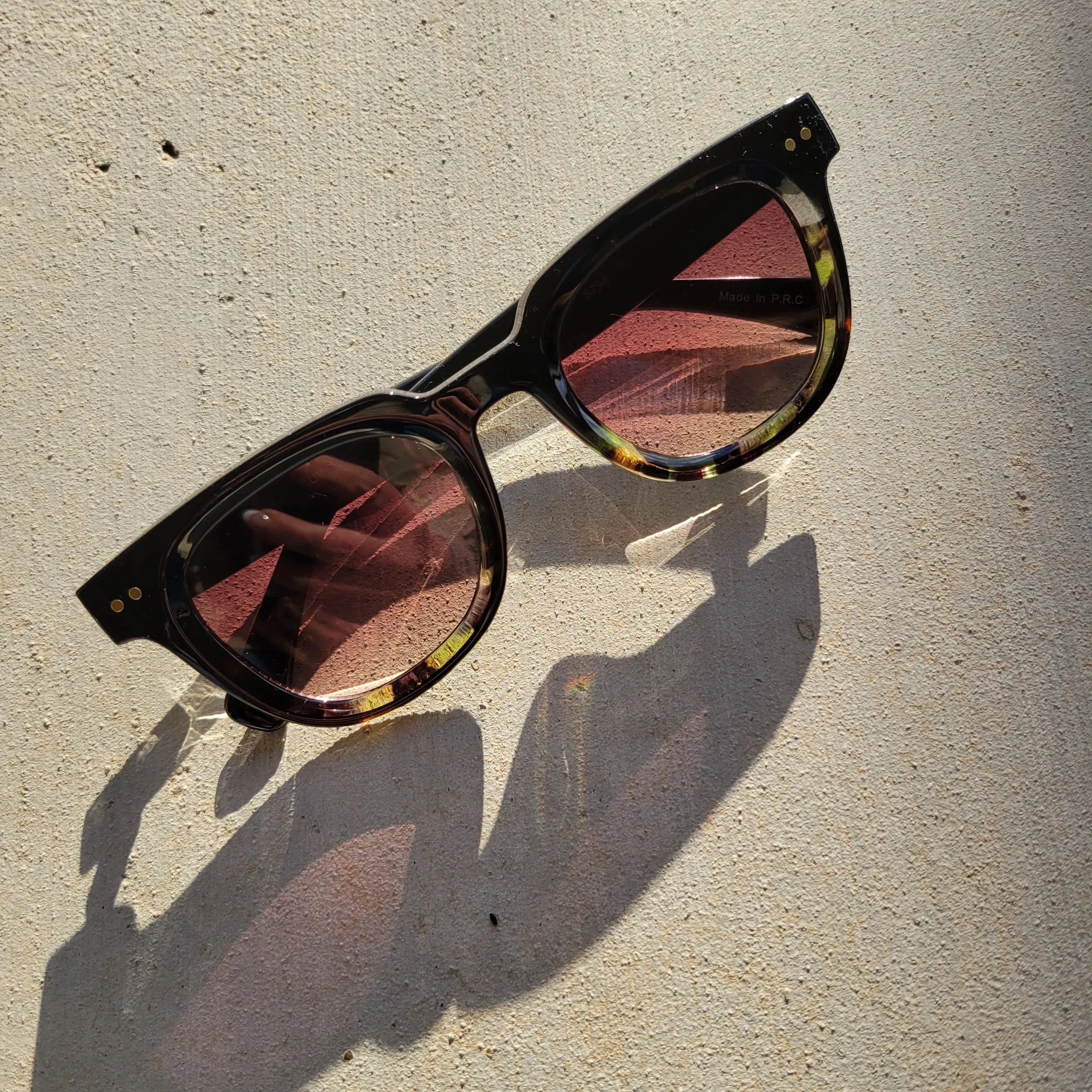 Retro Style Square Shape Assorted Color Sunglasses