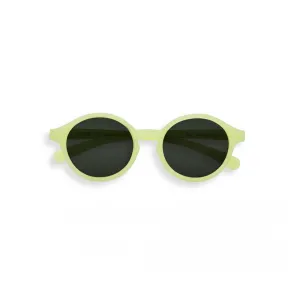 Sun Kids  Sunglasses (3-5 Years) in Apple Green by Izipizi