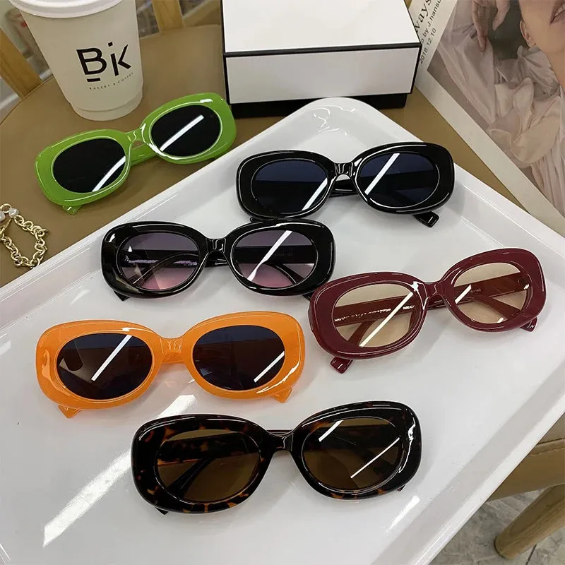 VAIGE Chic Oval Big Frame Sunglasses in Classic Black - UV400 Protection