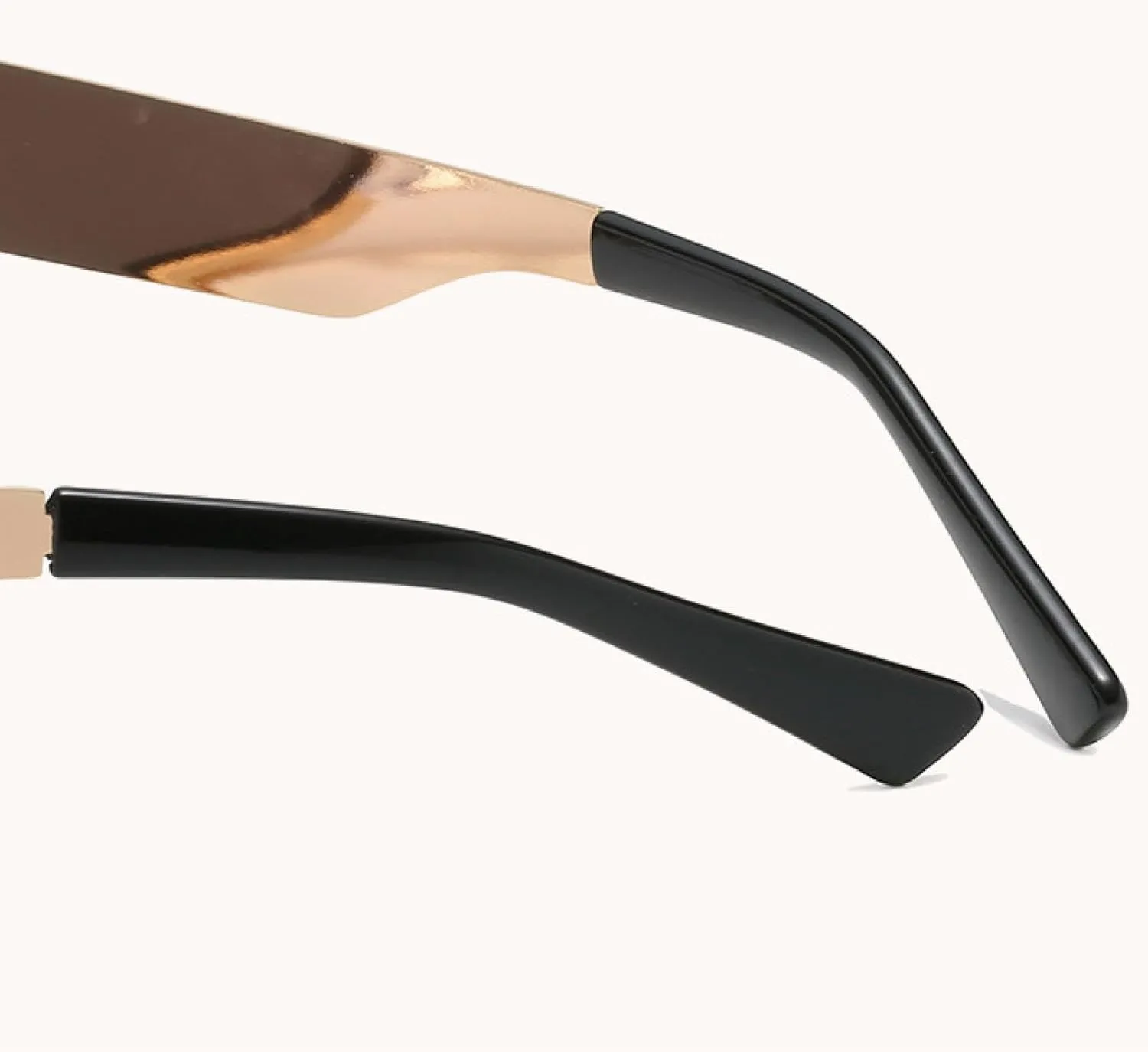 Vintage Small Rectangle Metal Frame Sunglasses Women and Men Fashion Trend Street Photography Sun Glasses Uv400