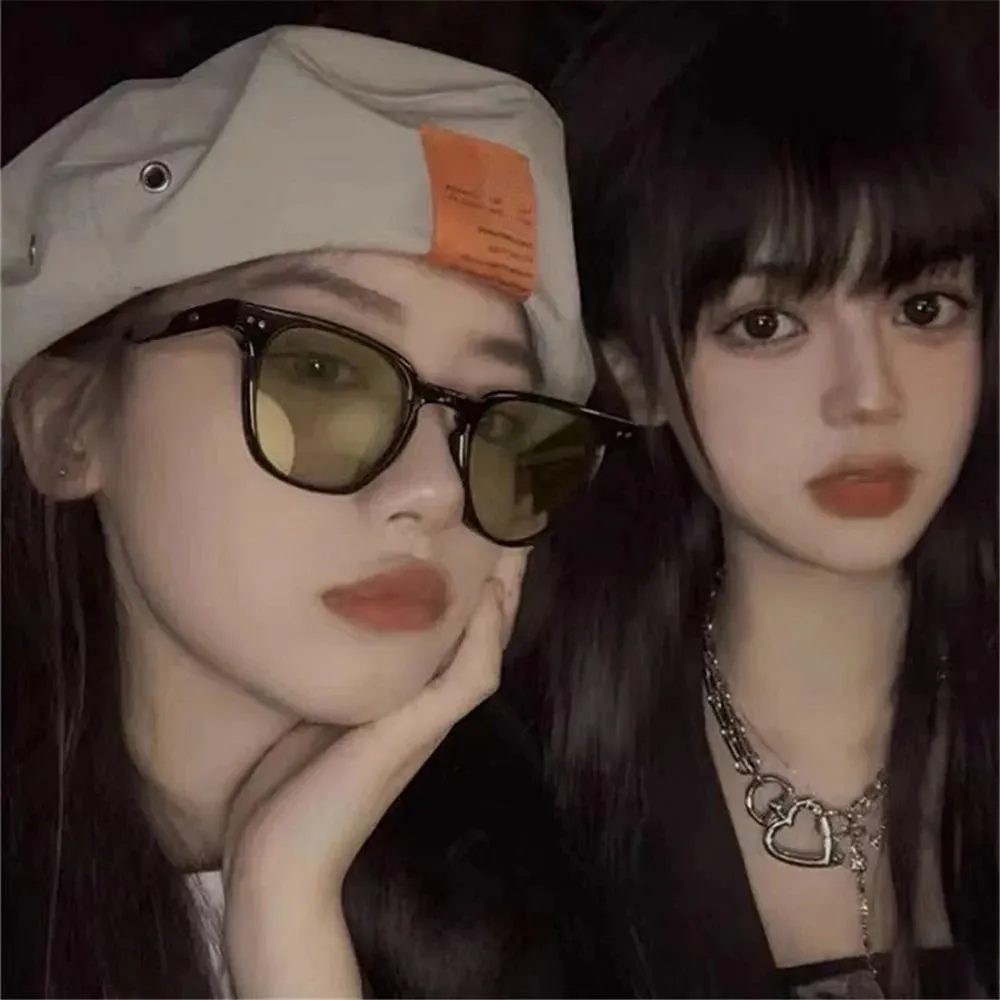 Vintage Square Sunglasses Women's Fashion Oversized Sunglasses Men Shades Black Sun Glasses UV400 Eyewear